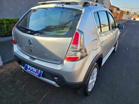 RENAULT Sandero 1.6 16V 4P FLEX STEPWAY, Foto 5