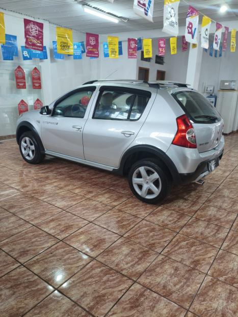 RENAULT Sandero 1.6 16V 4P FLEX STEPWAY, Foto 6