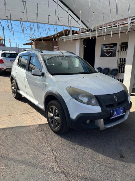 RENAULT Sandero 1.6 16V 4P FLEX STEPWAY AUTOMTICO, Foto 2