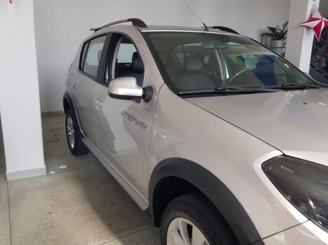 RENAULT Sandero 1.6 16V 4P FLEX STEPWAY AUTOMTICO, Foto 3