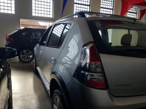 RENAULT Sandero 1.6 16V 4P FLEX STEPWAY AUTOMTICO, Foto 4