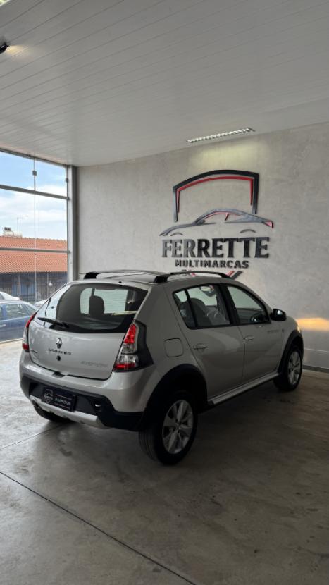 RENAULT Sandero 1.6 16V 4P FLEX STEPWAY, Foto 6