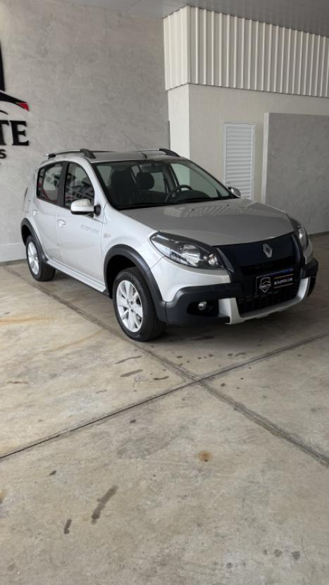 RENAULT Sandero 1.6 16V 4P FLEX STEPWAY, Foto 3