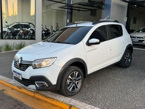 RENAULT Sandero 1.6 16V 4P SCE FLEX STEPWAY ICONIC X-TRONIC AUTOMTICO CVT, Foto 2