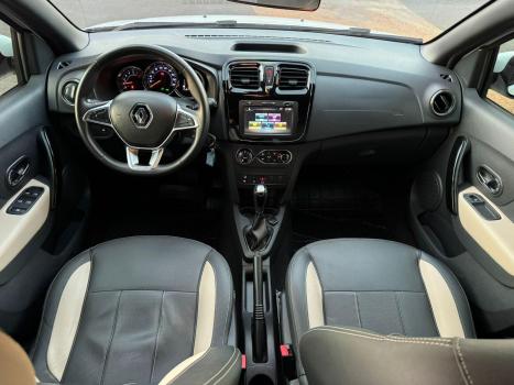 RENAULT Sandero 1.6 16V 4P SCE FLEX STEPWAY ICONIC X-TRONIC AUTOMTICO CVT, Foto 6