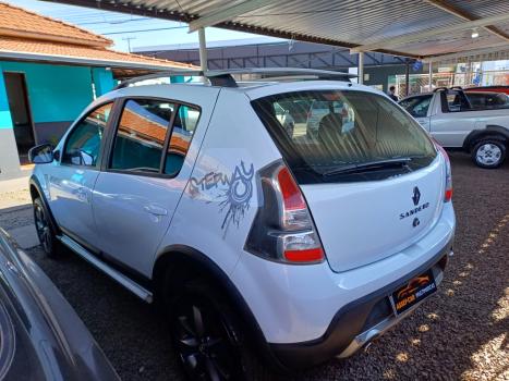 RENAULT Sandero 1.6 4P FLEX STEPWAY, Foto 2