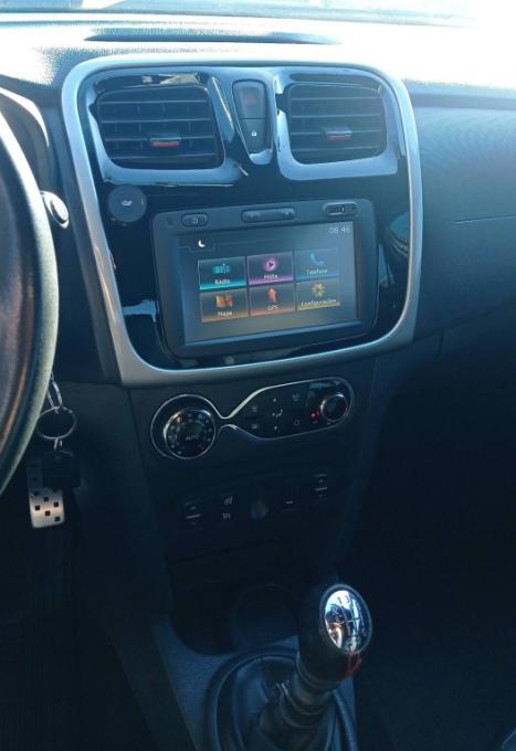 RENAULT Sandero 2.0 16V 4P RS FLEX, Foto 6