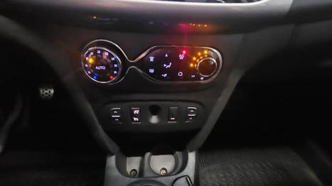 RENAULT Sandero 2.0 16V 4P RS FLEX, Foto 13