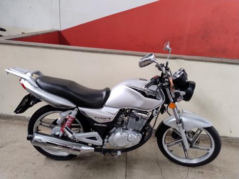 SUZUKI GSR 125 , Foto 1