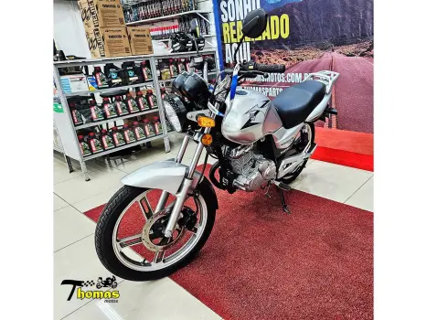 SUZUKI GSR 125 , Foto 4