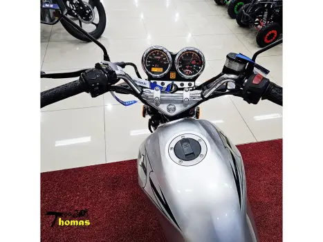 SUZUKI GSR 125 , Foto 8