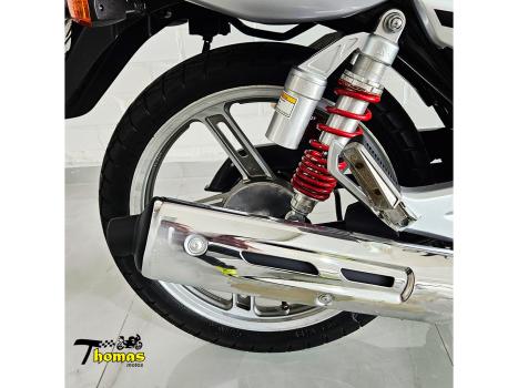 SUZUKI GSR 150 , Foto 5
