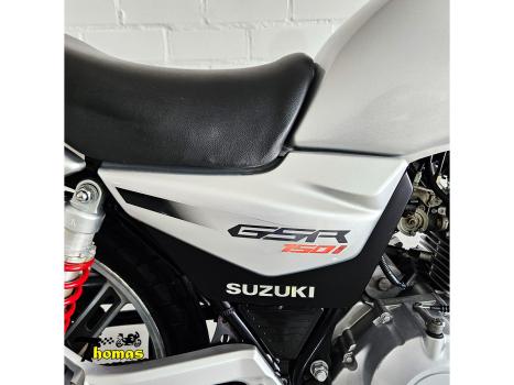 SUZUKI GSR 150 , Foto 7