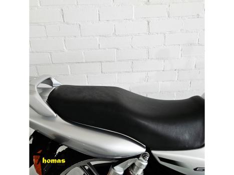 SUZUKI GSR 150 , Foto 8