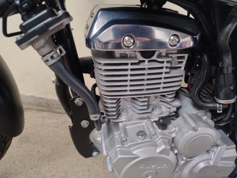 SUZUKI GSR 150 I, Foto 5