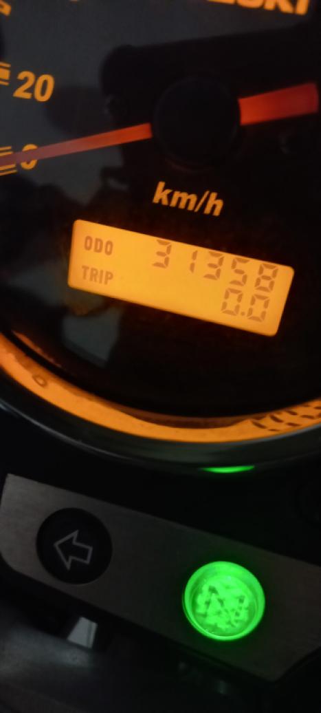 SUZUKI GSR 150 I, Foto 3