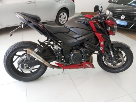 SUZUKI GSX 750 F , Foto 4