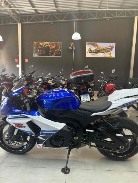 SUZUKI GSX-R 1000 SRAD , Foto 3