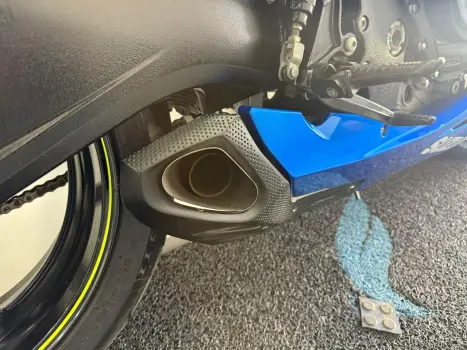 SUZUKI GSX-R 750 Srad MOTO GP, Foto 9