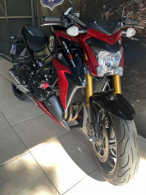 SUZUKI GSX-S 1000 A, Foto 5