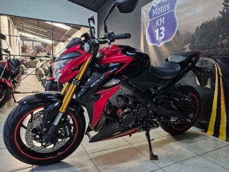 SUZUKI GSX-S 1000 A, Foto 3