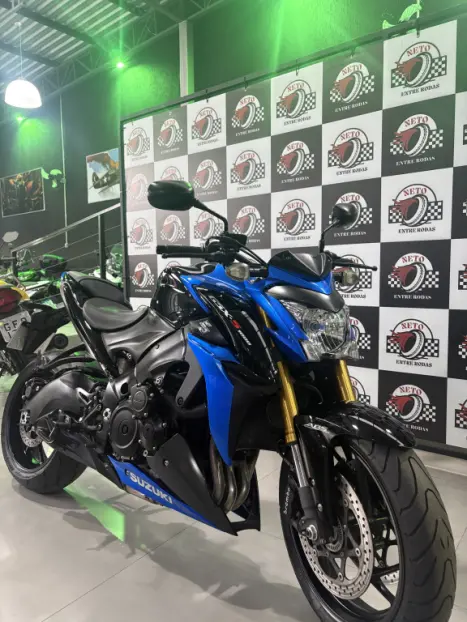 SUZUKI GSX-S 1000 A, Foto 2