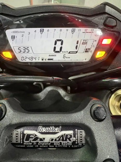 SUZUKI GSX-S 1000 A, Foto 4
