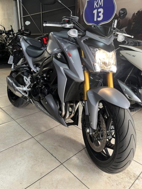 SUZUKI GSX-S 1000 A, Foto 2