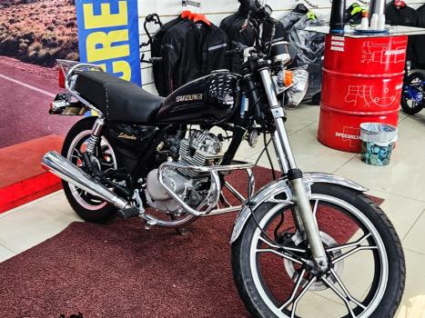 SUZUKI Intruder 125 , Foto 3