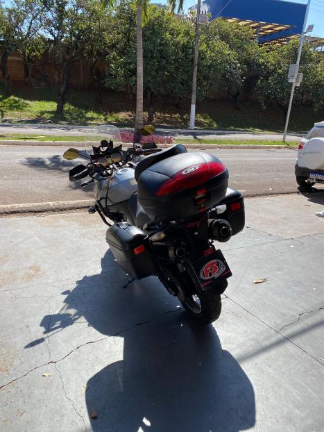 SUZUKI V-Strom DL 1000 A, Foto 6