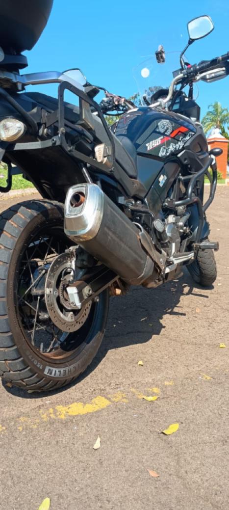 SUZUKI V-Strom DL 650 XT, Foto 3