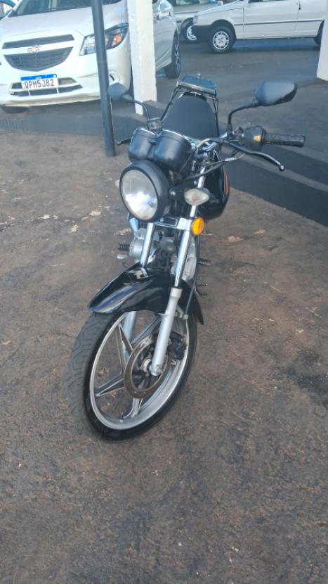 SUZUKI Yes 125 EN, Foto 1