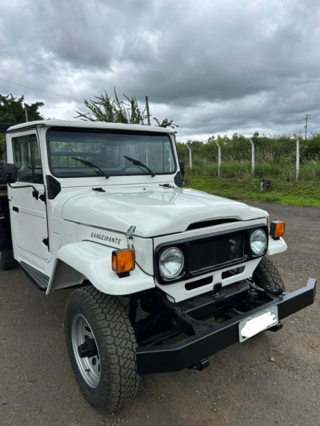 TOYOTA Bandeirante Pick-up 4.0 OJ50LV-B 4X4 CHASSI LONGO DIESEL, Foto 3