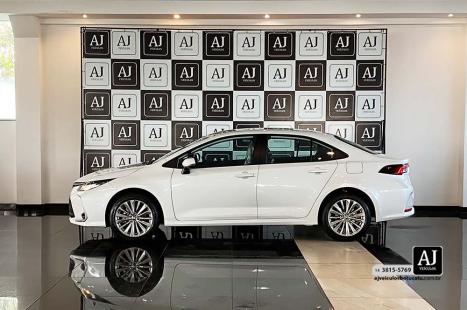 TOYOTA Corolla 2.0 16V 4P FLEX XEI DIRECT SHIFT AUTOMTICO CVT, Foto 5