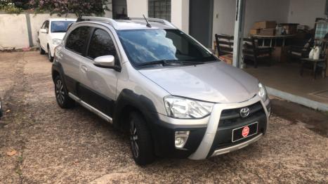 TOYOTA Etios Cross 1.5 16V 4P, Foto 9