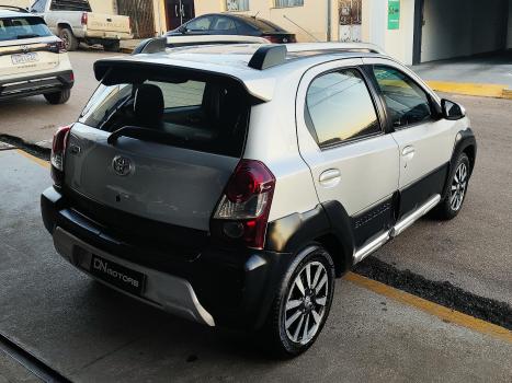 TOYOTA Etios Cross 1.5 16V 4P, Foto 5