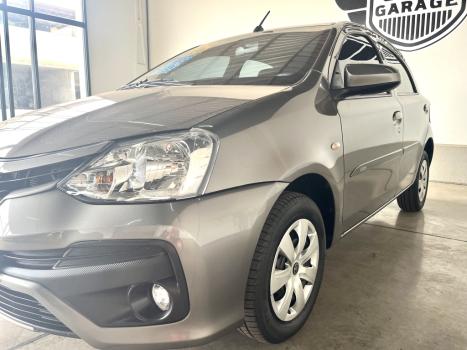 TOYOTA Etios Hatch 1.3 16V 4P FLEX X, Foto 13