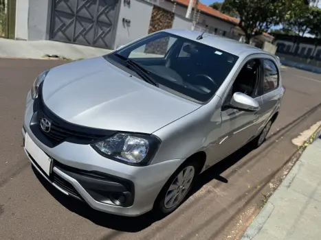 TOYOTA Etios Hatch 1.5 16V 4P FLEX X PLUS AUTOMTICO, Foto 6