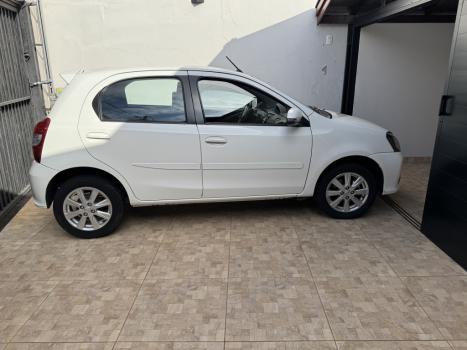 TOYOTA Etios Hatch 1.5 16V 4P FLEX X PLUS AUTOMTICO, Foto 4