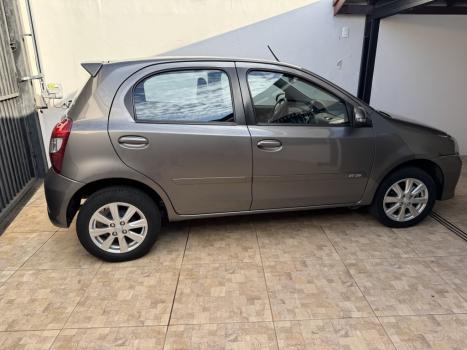 TOYOTA Etios Hatch 1.5 16V 4P FLEX X PLUS AUTOMTICO, Foto 11