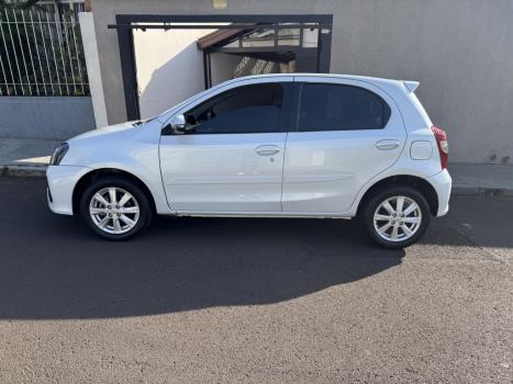 TOYOTA Etios Hatch 1.5 16V 4P FLEX X PLUS AUTOMTICO, Foto 6