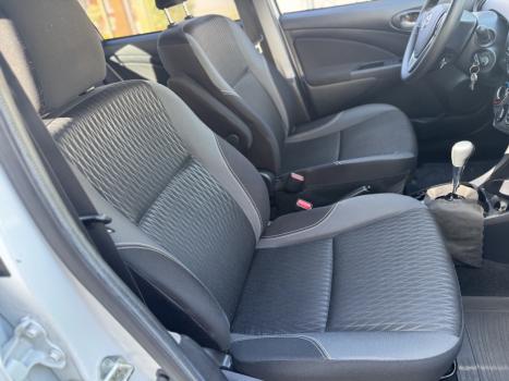 TOYOTA Etios Hatch 1.5 16V 4P FLEX X PLUS AUTOMTICO, Foto 9