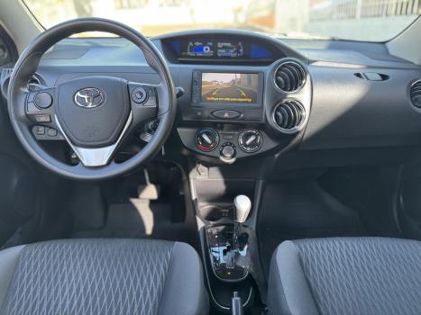TOYOTA Etios Hatch 1.5 16V 4P FLEX X PLUS AUTOMTICO, Foto 13