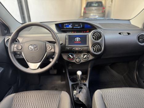 TOYOTA Etios Hatch 1.5 16V 4P FLEX X PLUS AUTOMTICO, Foto 14