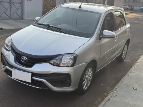 TOYOTA Etios Hatch 1.5 16V 4P FLEX X PLUS AUTOMTICO, Foto 2