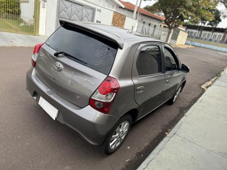 TOYOTA Etios Hatch 1.5 16V 4P FLEX X PLUS AUTOMTICO, Foto 6