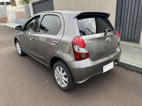 TOYOTA Etios Hatch 1.5 16V 4P FLEX X PLUS AUTOMTICO, Foto 7