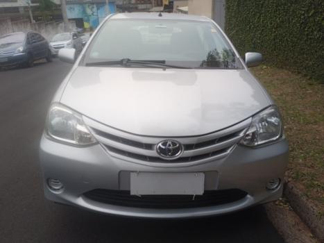 TOYOTA Etios Hatch 1.3 16V 4P FLEX XS, Foto 2