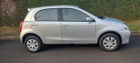 TOYOTA Etios Hatch 1.3 16V 4P FLEX XS, Foto 7