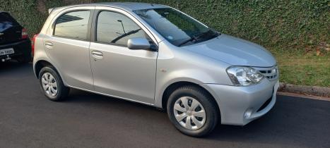 TOYOTA Etios Hatch 1.3 16V 4P FLEX XS, Foto 8